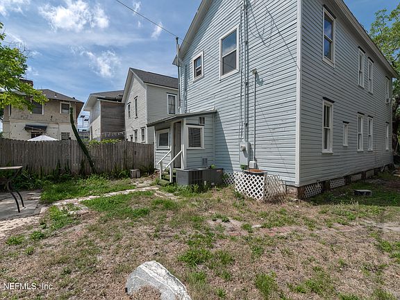 4th image of 1515 N LAURA Street