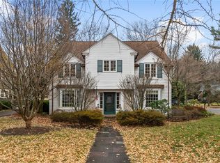 1 Meadow Ln, Rochester, NY 14618