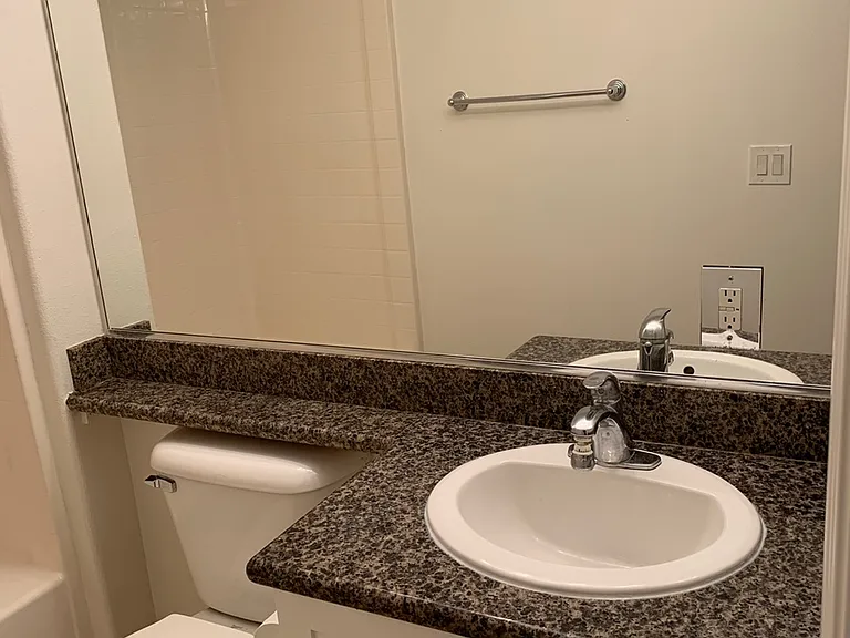 Bathroom2