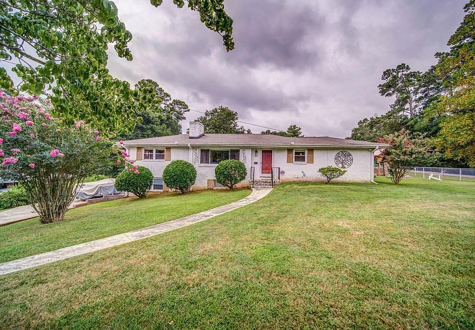 1st image of 320 Kurtz Rd