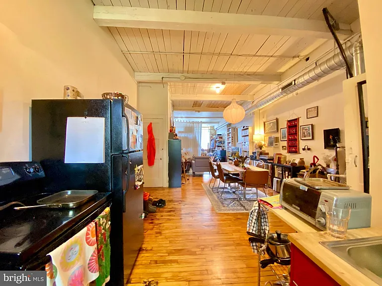14 W Harvey St #16-2W — Photo 9