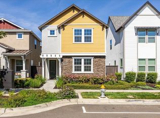 2725 N Cove Dr, Sacramento, CA 95833