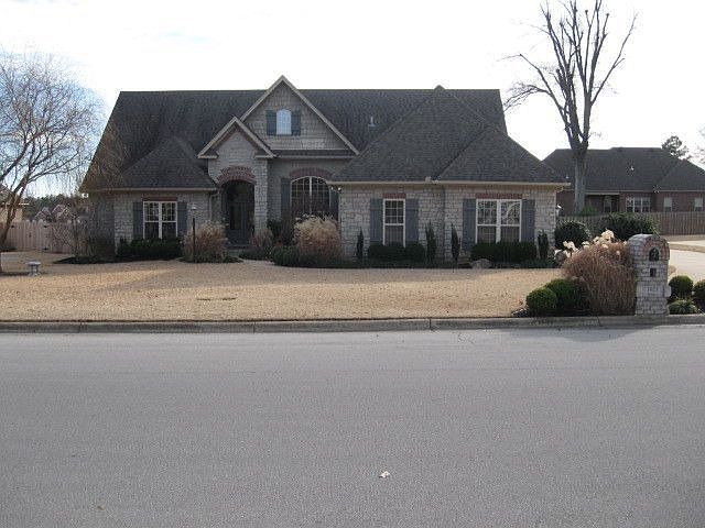2nd image of 1023 Ebbert Dr