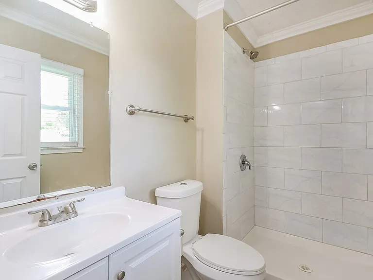 2010 Longdale Dr — Photo 11