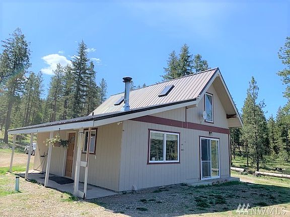 3rd image of 45 Blackbear Dr