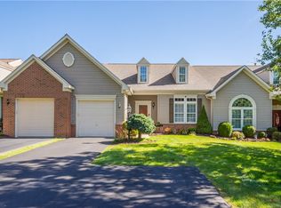 1110 Linden Vue Dr, Canonsburg, PA 15317