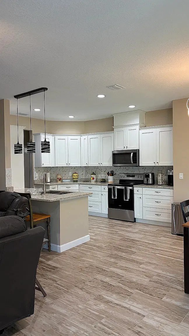4 bed, 1840 sqft, $805 — Photo 1