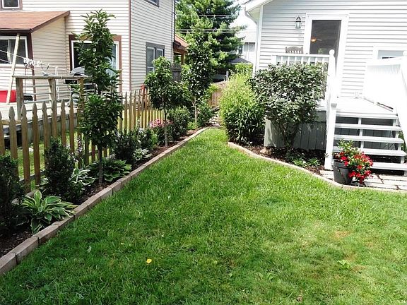 5th image of 833 Merkle Ave