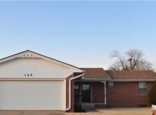 129 Florence Dr, Cordell, OK 73632