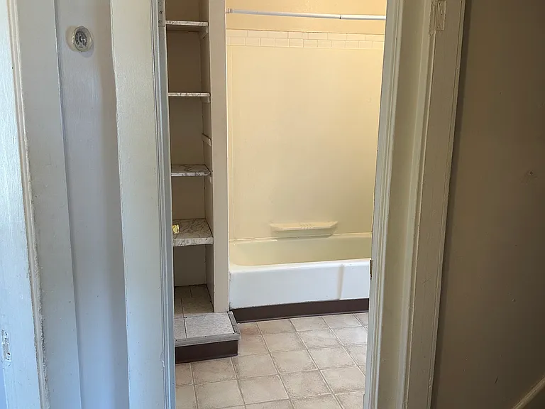 539 Kling St #3 — Photo 26