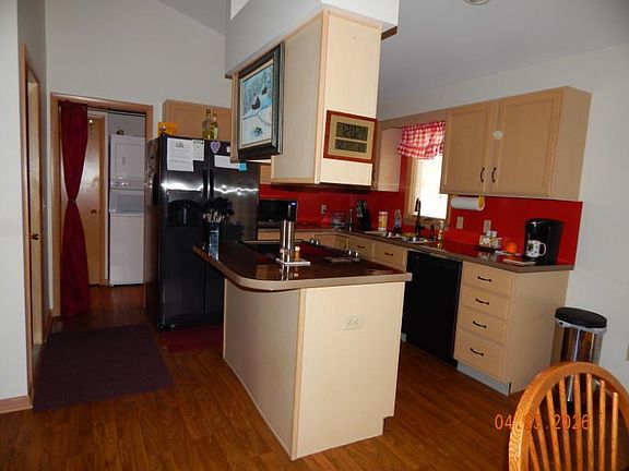 5th image of 4878 Valley Dr