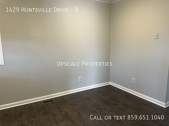 3rd image of 1429 Huntsville Dr #B