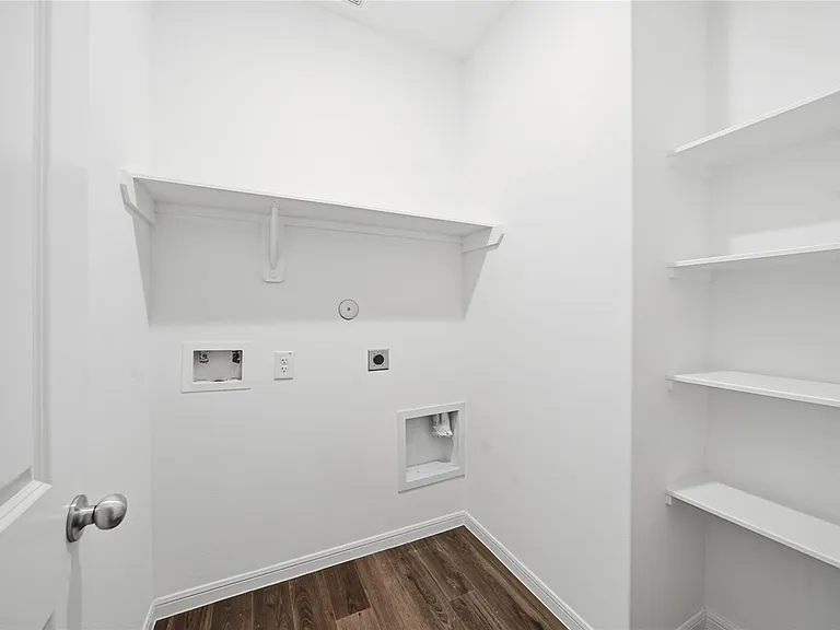 16306 Fontana Ct — Photo 22