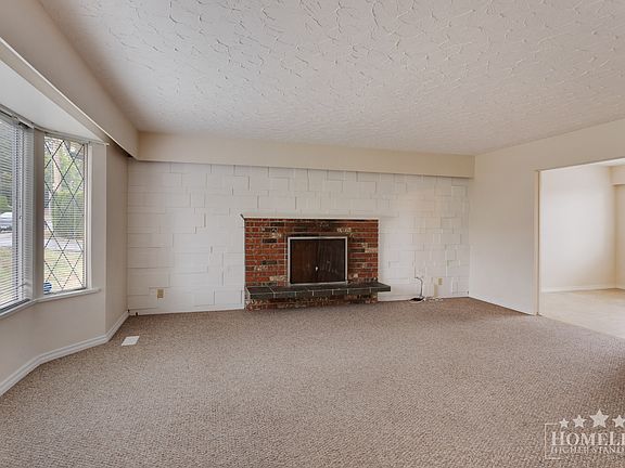 2nd image of 1060 Fell Ave