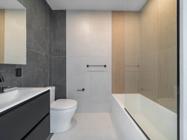 151 Carlton Avenue 8G image 10 of 10