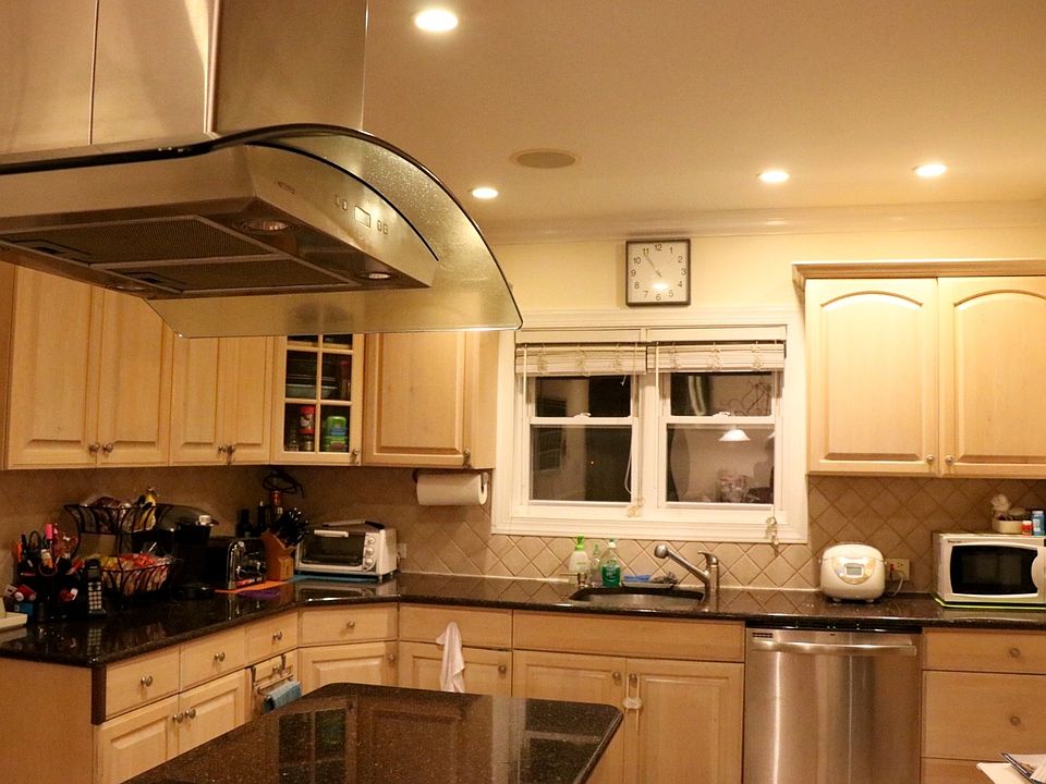 1st image of 544 N 12th St #1