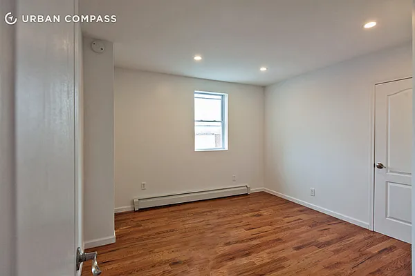 Rented by Compass | media 25