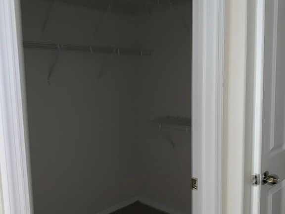 3rd image of 6001 Hemingway Cir
