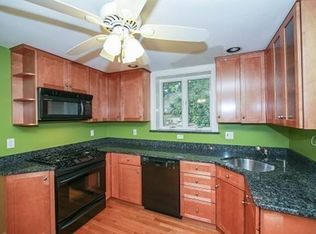 8 Martin Rd, Wellesley, MA 02481