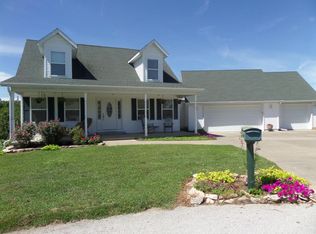 2397 Robertson Mill Way, Nixa, MO 65714