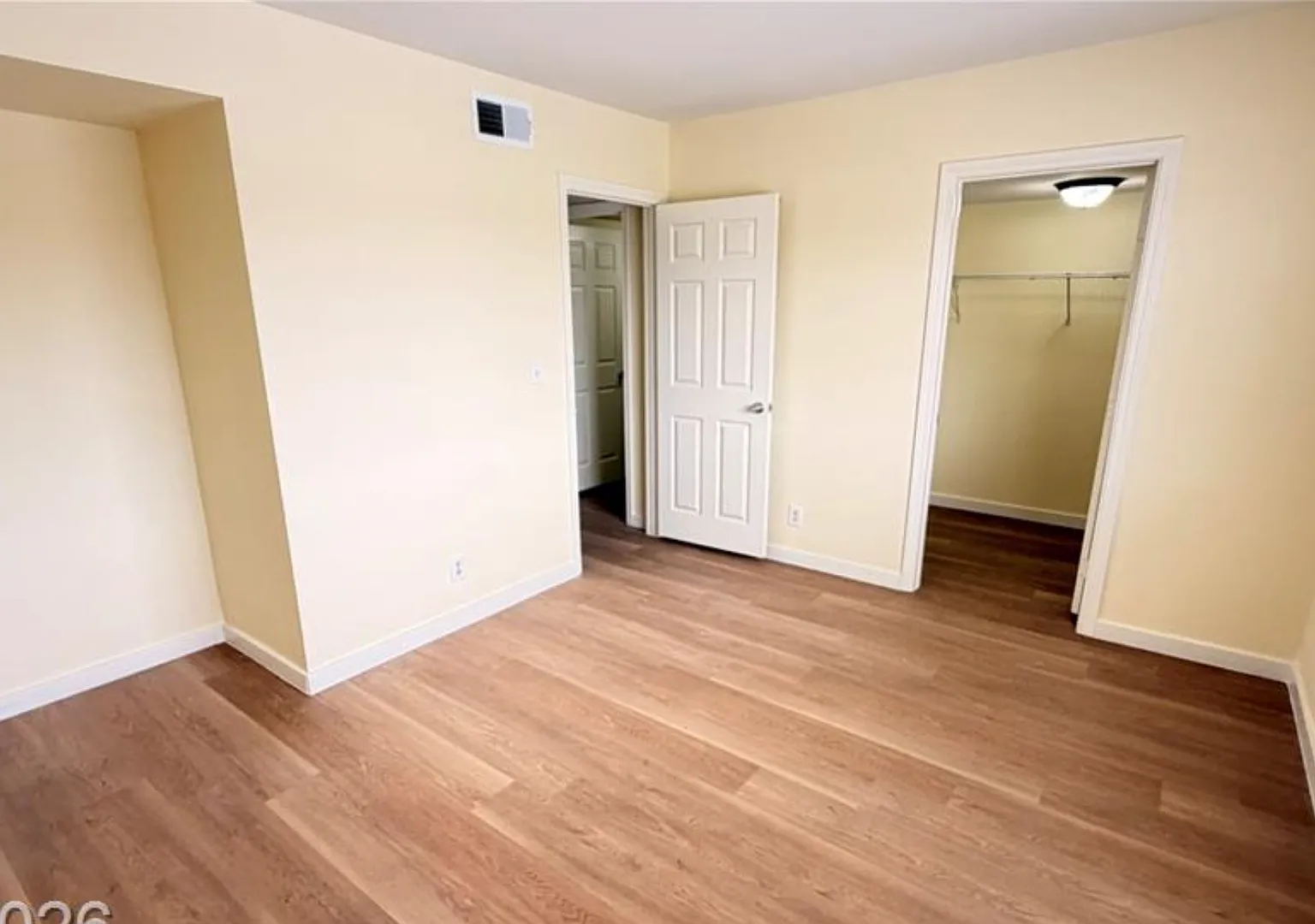 4316 Tara Ave — Photo 2