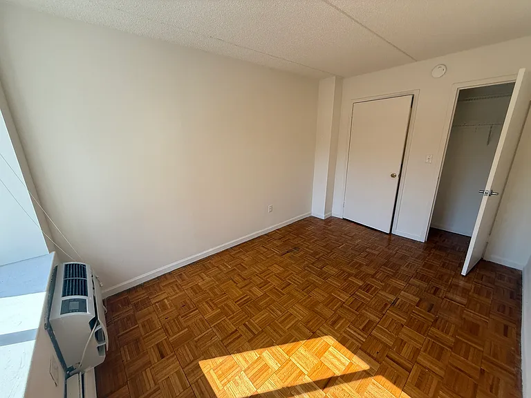 3620 Parsons Blvd #4C — Photo 9