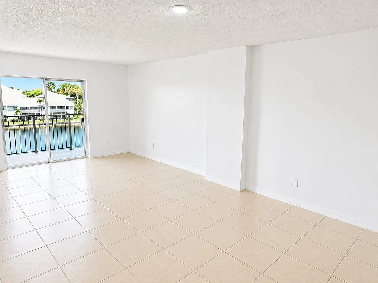1 bed, 760 sqft, $1,800 — Photo 2