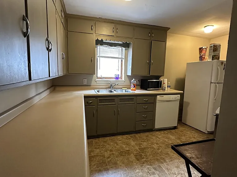 524 Fountain St — Photo 9