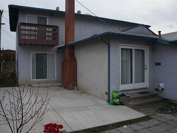 5th image of 3094 Erla Way