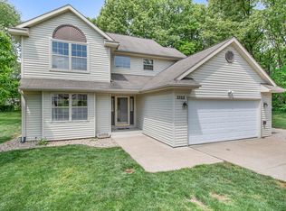 3328 Pondview Dr, Kalamazoo, MI 49009