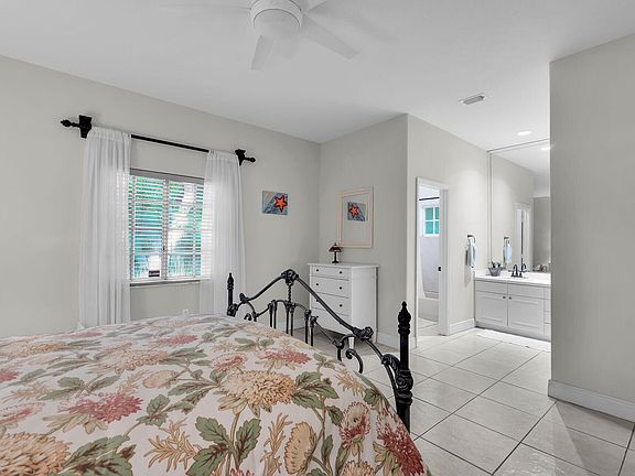 3rd image of 6 Fishermans Trl