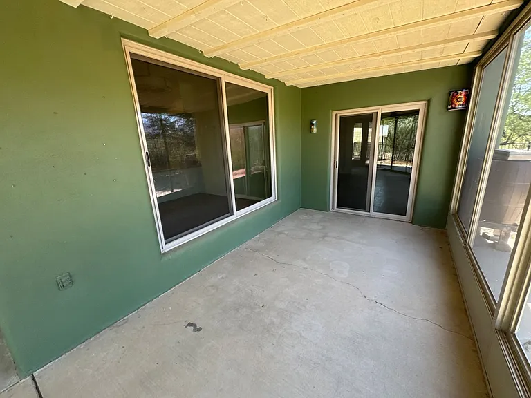 9731 E Kleindale Rd — Photo 27