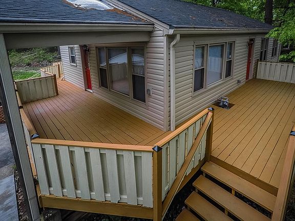 5327 Westhall Ave-05