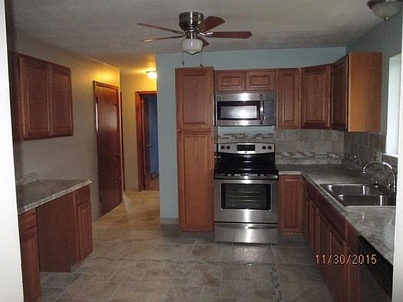 4th image of 2539 Baywood St