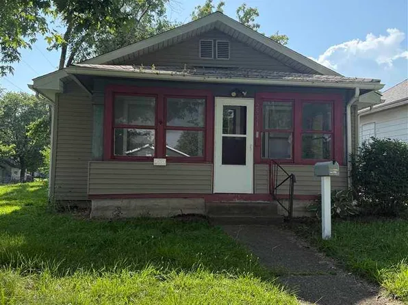 2531 S 1st St, Terre Haute, IN 47802