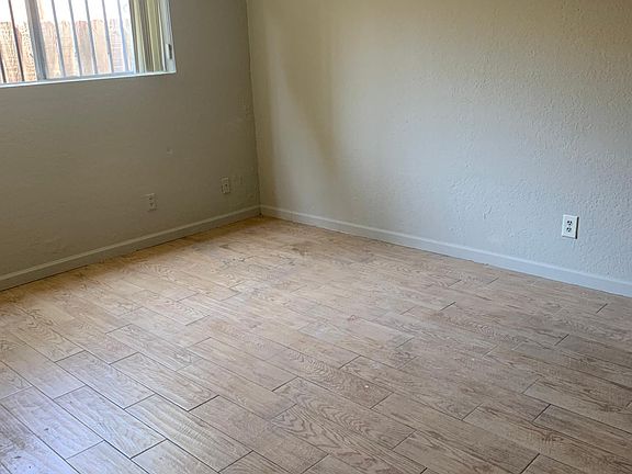 4th image of 12114 Deana St #G