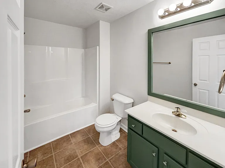 102 Privett Ct — Photo 21