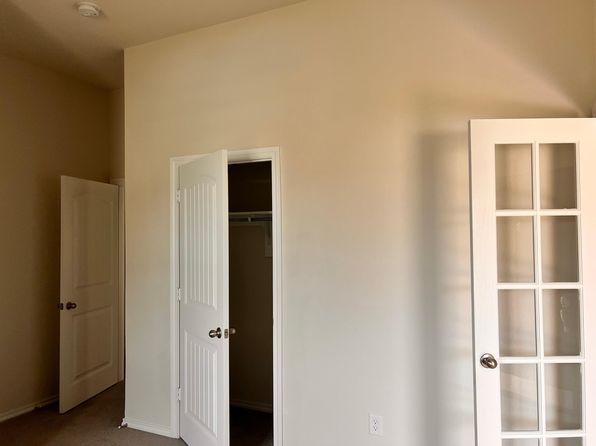 422 Greenhaven Dr