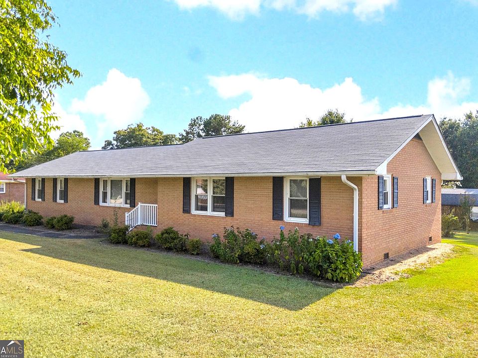 1st image of 1229 Crestview Dr