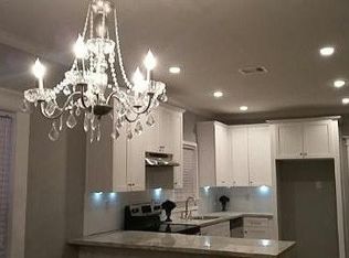 4401 Elysian St, Houston, TX 77009