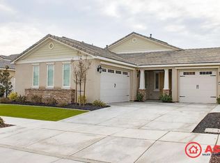 14113 Barbon Beck Ave, Bakersfield, CA 93311