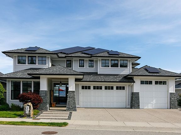 2nd image of 450 Lakepointe Dr