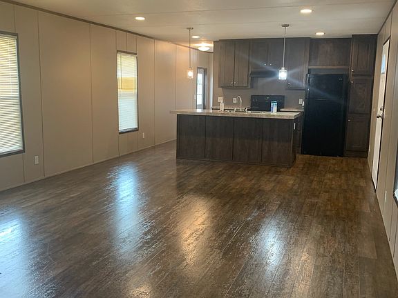 Living area of Home for Lease at 164 Paul Rd, Lake Charles LA 70607