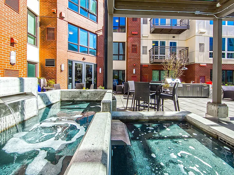 The Meyden Amenities - Private Courtyard