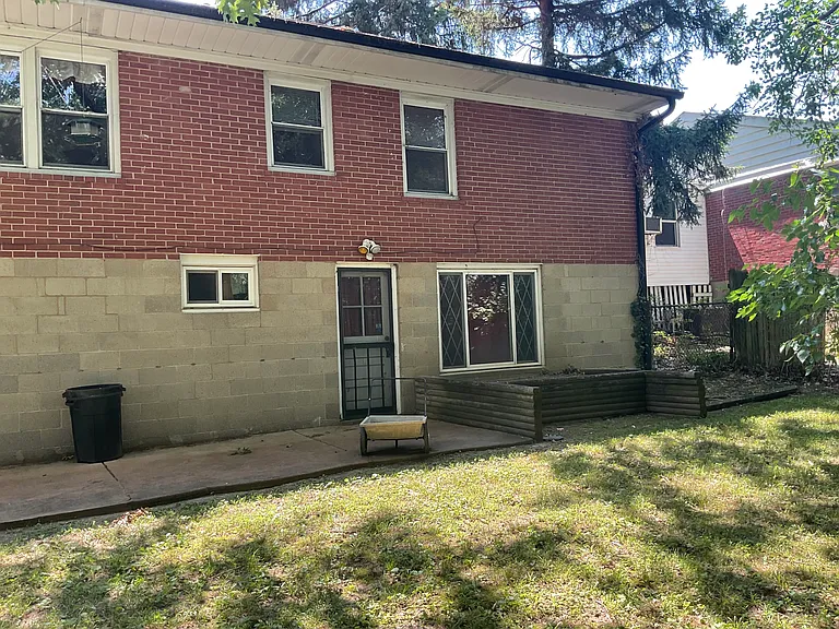 1116 E Parkedge Ln — Photo 11