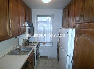 7261 113th St APT 4D, Flushing, NY 11375