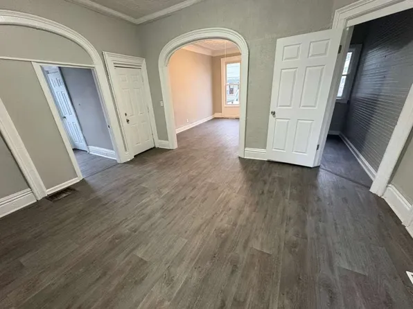 40 Glen Ave APT 1, Troy, NY 12180