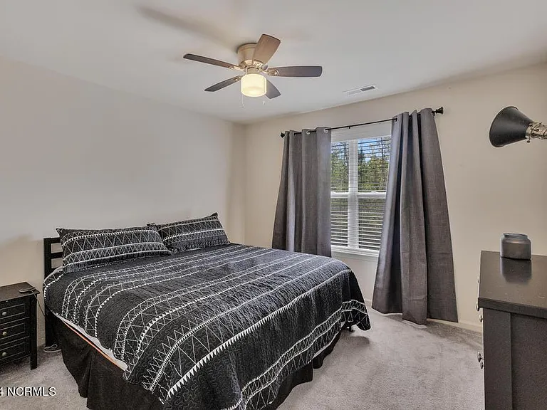 445 Sullivan Loop Rd — Photo 15