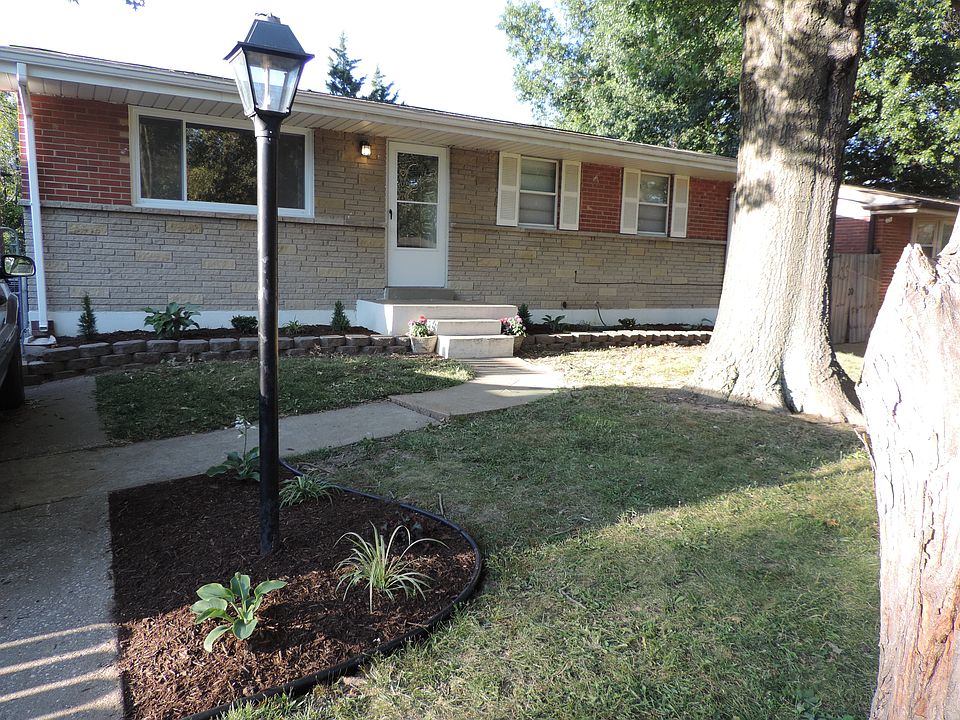 1st image of 1387 Cove Ln
