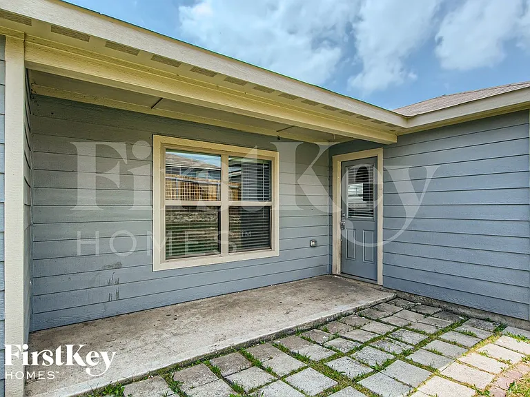 14259 Chaps Dr — Photo 25